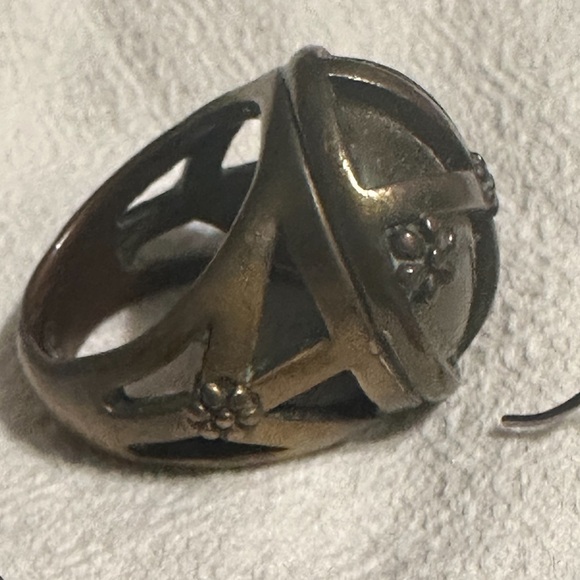 Lucky Brand Peace earring and ring set - Picture 4 of 4